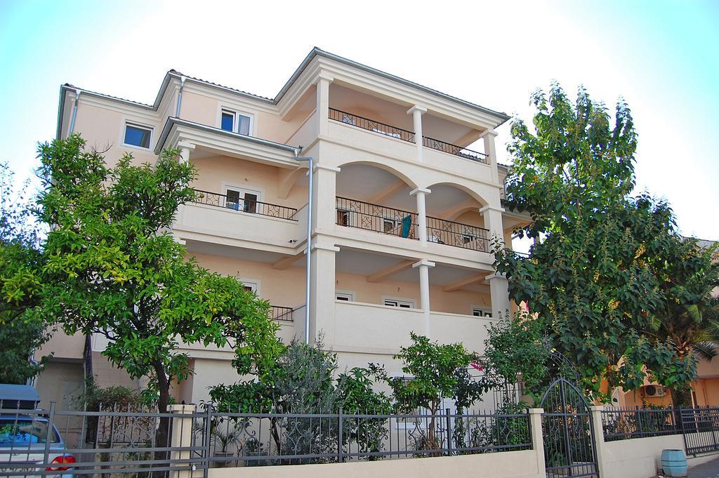 Vila Maslina Guesthouse Budva Exterior photo