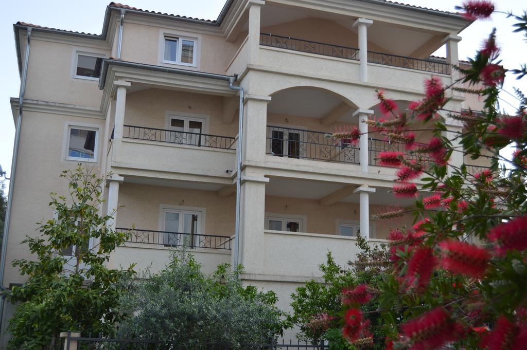 Vila Maslina Guesthouse Budva Exterior photo