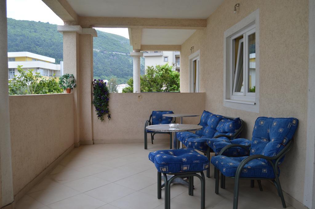 Vila Maslina Guesthouse Budva Exterior photo